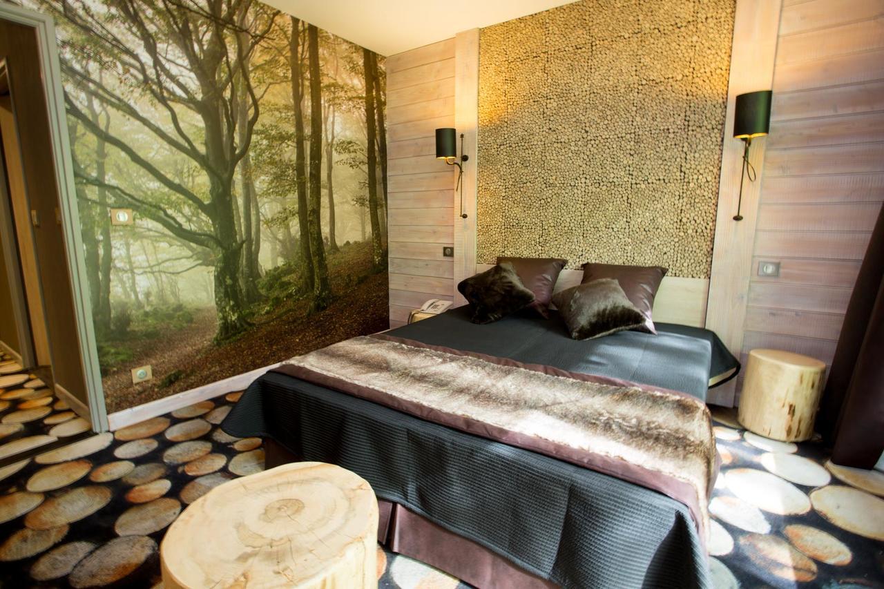 Hotel Des Trois Hiboux Plailly Exteriör bild